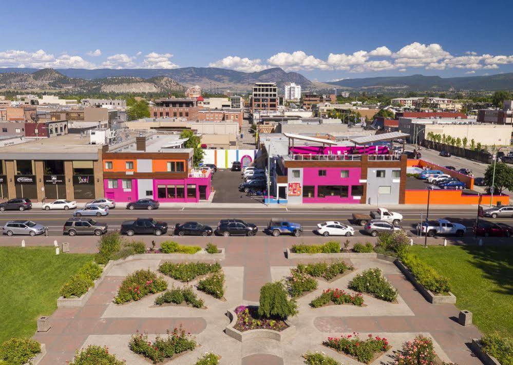 Hotel Zed Kelowna Exterior photo